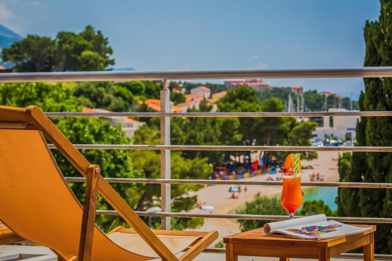 Motel Ljetni Raj Baška Voda Kültér fotó